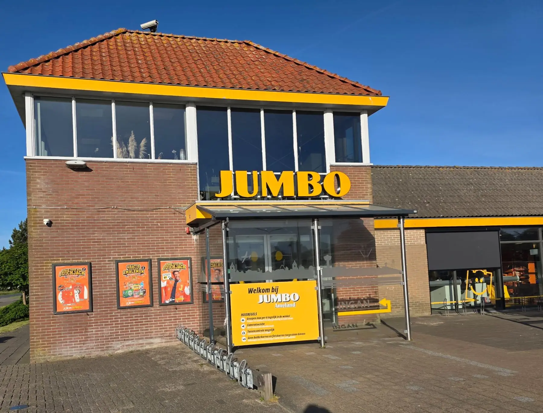 Jumbo Ameland am Hoge Eggenweg in Nes
